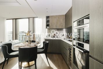 3  bedrooms flat to rent in One Thames City, Carnation way, SW8-image 2