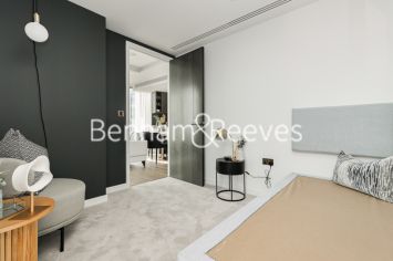 3  bedrooms flat to rent in One Thames City, Carnation way, SW8-image 17