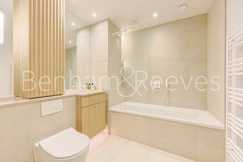 Studio flat to rent in One Linear Place, Nine Elms, SW11-image 4