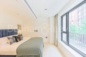 Studio flat to rent in One Linear Place, Nine Elms, SW11-image 14