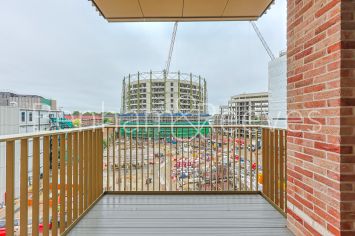 1  bedroom flat to rent in Gasholder Place, Nine Elms, SE11-image 12