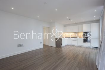 2  bedrooms flat to rent in Hebden Place, Nine Elms, SW8-image 2