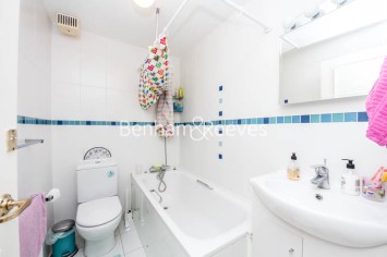 3 bedrooms flat to rent in Frognal Lane, Hampstead, NW3-image 4