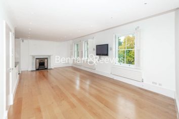 3 bedrooms flat to rent in Downside Crescent, Belsize Park, NW3-image 1