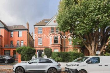 4 bedrooms flat to rent in Canfield Gardens, South Hampstead, NW6-image 6