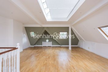 4 bedrooms flat to rent in Canfield Gardens, South Hampstead, NW6-image 7