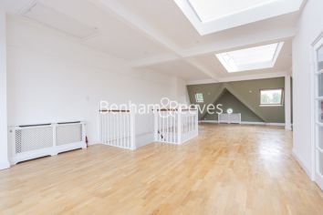4 bedrooms flat to rent in Canfield Gardens, South Hampstead, NW6-image 12