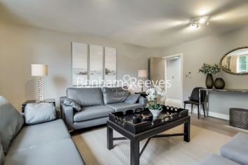 3  bedrooms flat to rent in Boydell Court, St John's Wood, NW8-image 6