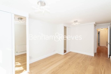 3 bedrooms flat to rent in Parkhill Road, Belsize Park, NW3-image 8