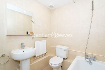 3 bedrooms flat to rent in Parkhill Road, Belsize Park, NW3-image 8