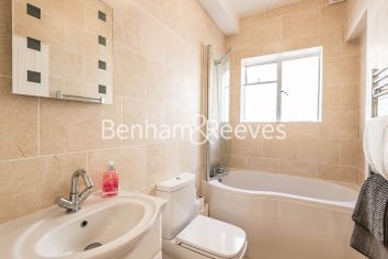 1 bedroom flat to rent in Frognal, Hampstead, NW3-image 4