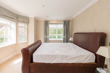 3 bedrooms flat to rent in Hampstead Way, Golders Green, NW11-image 6
