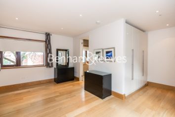 5 bedrooms house to rent in Boundary Road, St John's Wood, NW8-image 1