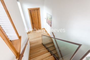 5 bedrooms house to rent in Boundary Road, St John's Wood, NW8-image 20