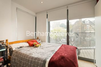2  bedrooms flat to rent in Iverson Road, Hampstead, NW6-image 2