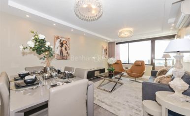3  bedrooms flat to rent in Cresta House, Finchley Road, NW3-image 1