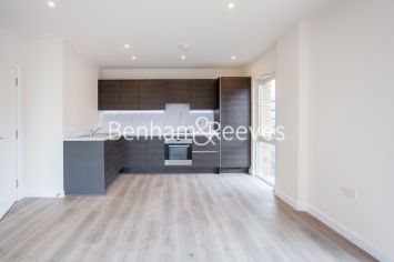 2 bedrooms flat to rent in Royal Engineers Way, Millbrook Park, NW7-image 2