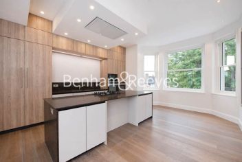 3  bedrooms flat to rent in Arkwright Rd, Hampstead, NW3-image 1