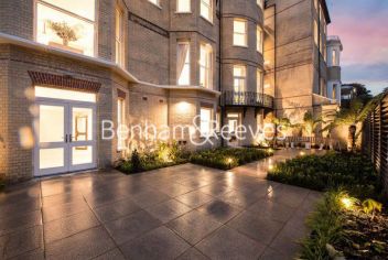 3  bedrooms flat to rent in Arkwright Rd, Hampstead, NW3-image 13