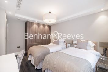 4 bedrooms house to rent in Court Close, St Johns Wood, NW8-image 8