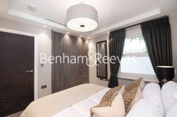 4 bedrooms house to rent in Court Close, St Johns Wood, NW8-image 13