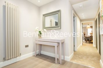 3 bedrooms flat to rent in Lyndhurst Road, Hampstead, NW3-image 10