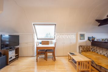 Studio flat to rent in Wessex Court, Golders Green, NW11-image 6