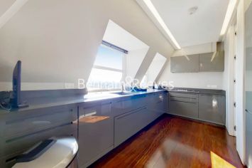 2 bedrooms flat to rent in Boydell Court, Hampstead, NW8-image 2