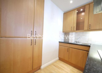 2  bedrooms flat to rent in Gayton Crescent, Hampstead, NW3-image 2