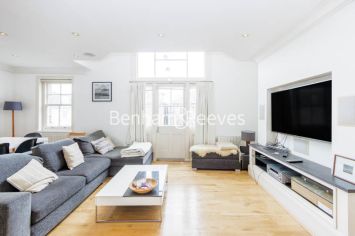 3  bedrooms flat to rent in Adamson Road, Hampstead, NW3-image 1