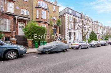 3  bedrooms flat to rent in Adamson Road, Hampstead, NW3-image 6