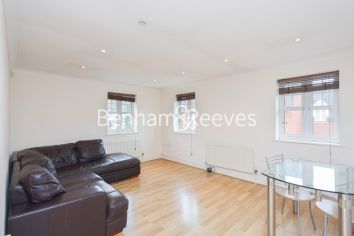 2 bedrooms flat to rent in Honiton Gardens, Hampstead, NW7-image 11