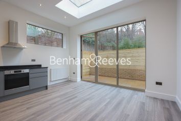 2 bedrooms flat to rent in Finchley Road, Hampstead, NW3-image 1