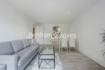 2  bedrooms flat to rent in Royal Drive, Friern Barnet, N11-image 1