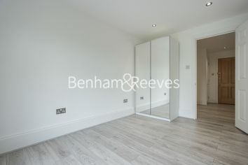 2  bedrooms flat to rent in Royal Drive, Friern Barnet, N11-image 14