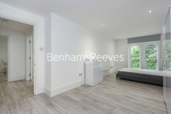 2  bedrooms flat to rent in Royal Drive, Friern Barnet, N11-image 18