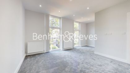 5  bedrooms house to rent in Hornby Close, Hampstead ,NW3-image 8