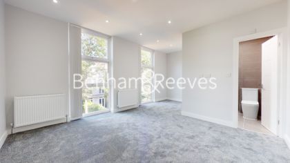 5  bedrooms house to rent in Hornby Close, Hampstead ,NW3-image 12