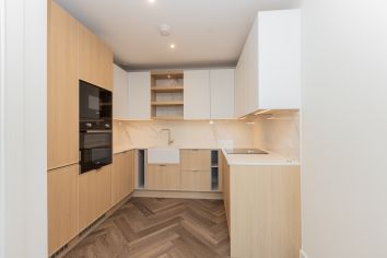 2  bedrooms flat to rent in Henshaw Parade, Hendon, NW9-image 8