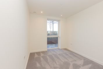 2  bedrooms flat to rent in Henshaw Parade, Hendon, NW9-image 9