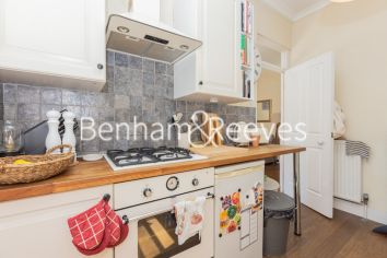 1  bedroom flat to rent in Hemstal Road, Hampstead, NW6-image 9