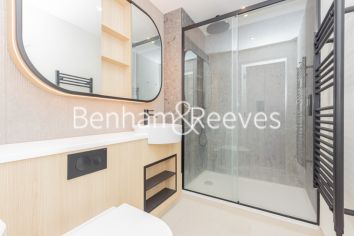 3  bedrooms flat to rent in Henshaw Parade,Hendon, NW9-image 4