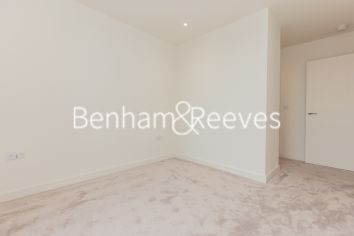 3  bedrooms flat to rent in Henshaw Parade,Hendon, NW9-image 8