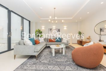 3  bedrooms flat to rent in Manor Mews, Maida Vale, NW8-image 17