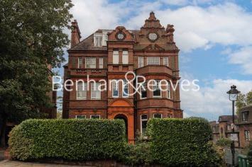 3  bedrooms flat to rent in Lyndhurst Gardens, Hampstead, NW3-image 17