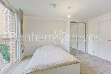 2  bedrooms flat to rent in Sparrowhawk Square, Hendon waterside, NW9-image 14