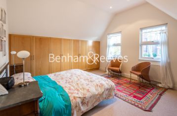 3 bedrooms flat to rent in Netherhall Gardens, Hampstead, NW3-image 3
