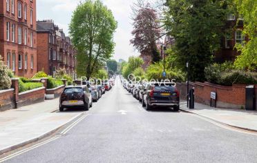 3 bedrooms flat to rent in Goldhurst Terrace, South Hampstead, NW6-image 11