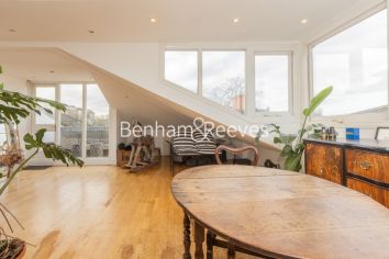 3  bedrooms flat to rent in Randolph Avenue, Hampstead, W9-image 1