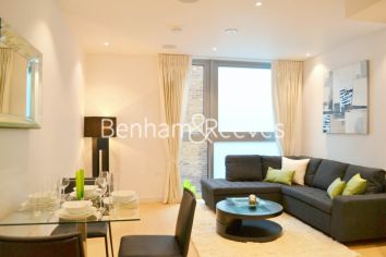 1  bedroom flat to rent in Wellington House, Buckingham Gate, SW1-image 1